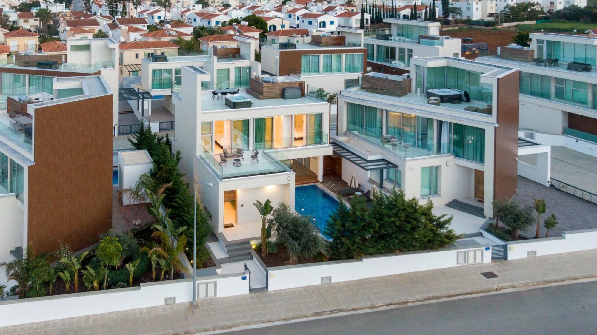 Seaview Luxury Villa Jacuzzi & Pool! 2 Min Beach بروتاراس المظهر الخارجي الصورة
