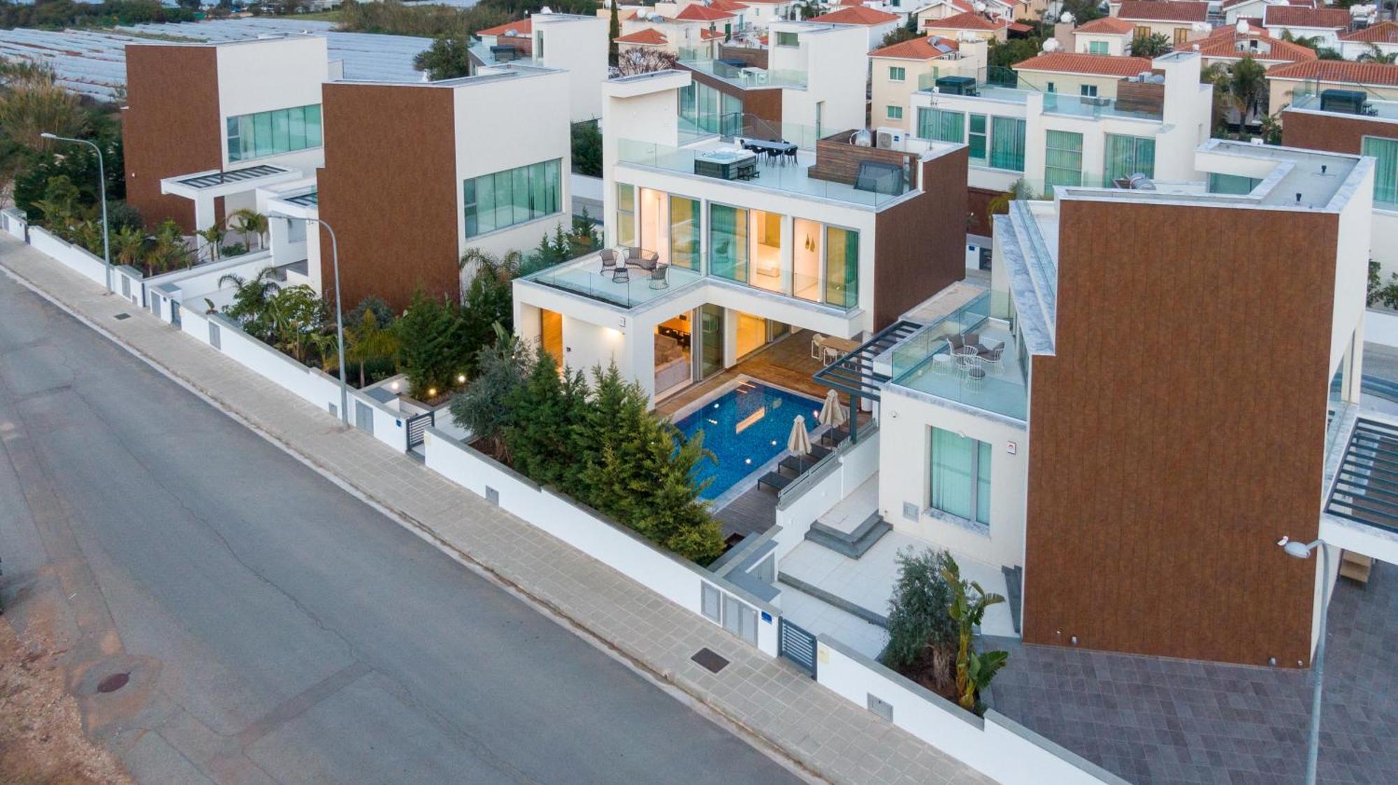 Seaview Luxury Villa Jacuzzi & Pool! 2 Min Beach بروتاراس المظهر الخارجي الصورة